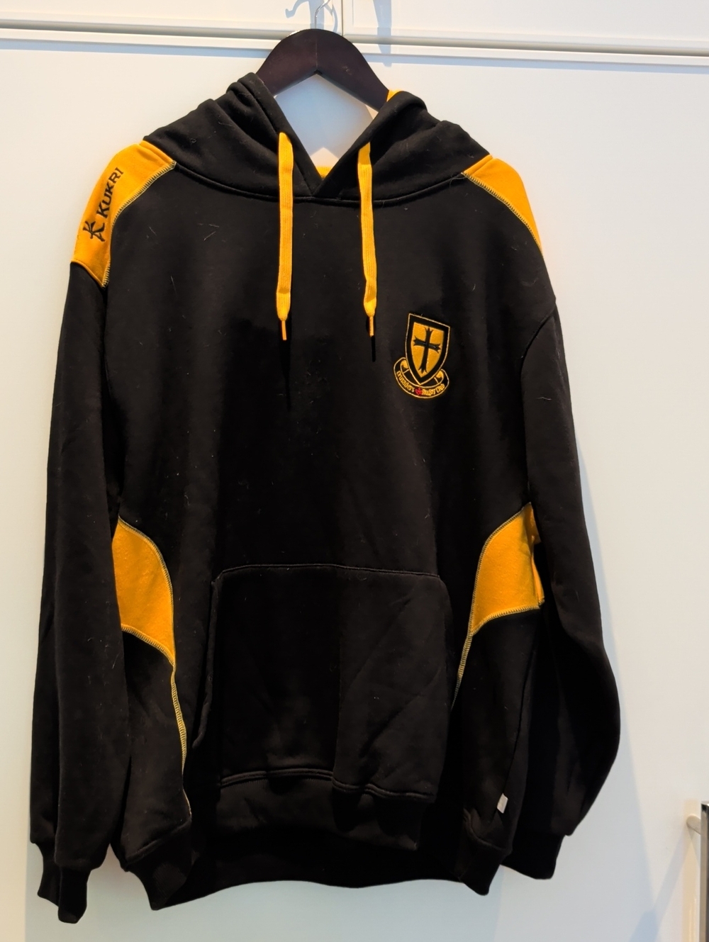 Black & Gold Pullover Hoodie Oakville Crusaders Rugby